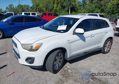 2013 Mitsubishi Outlander Sport Es z USA, uszkodzony, nr VIN 4A4AP3AU5DE008972